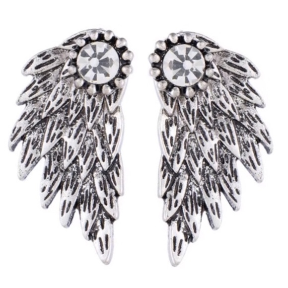 🆑10/$25🆑𝗖𝗟𝗘𝗔𝗥𝗔𝗡𝗖𝗘 Crystal Wing Gun Jacket Earrings NEW - Picture 3 of 9